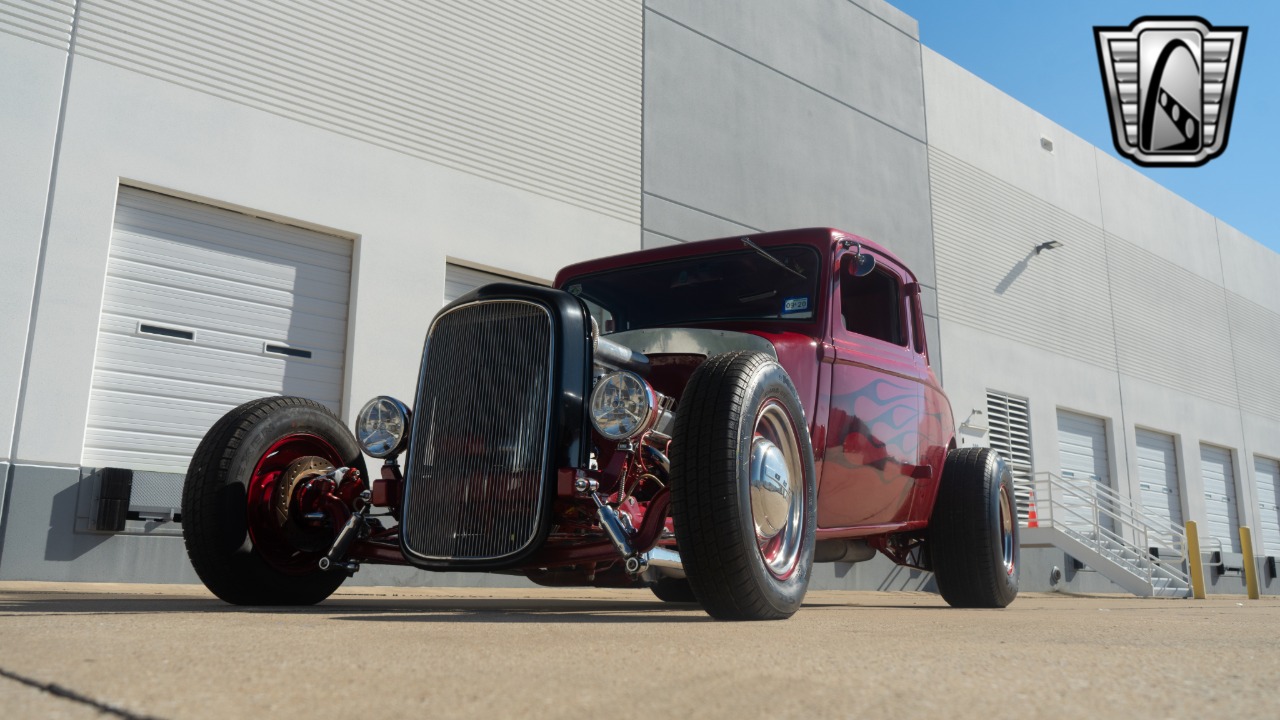 1933 Plymouth Coupe 26