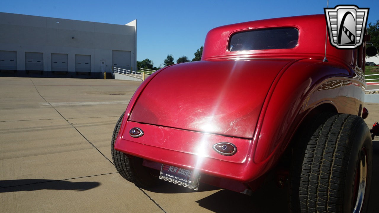 1933 Plymouth Coupe 49