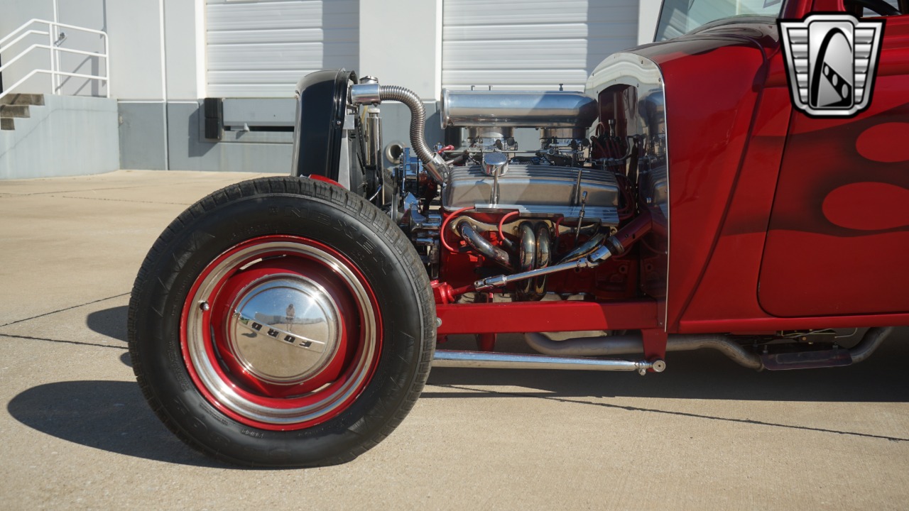 1933 Plymouth Coupe 53