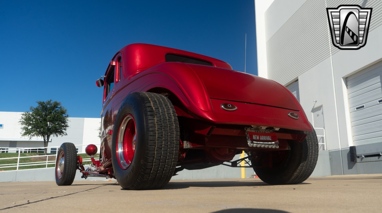 1933 Plymouth Coupe 31