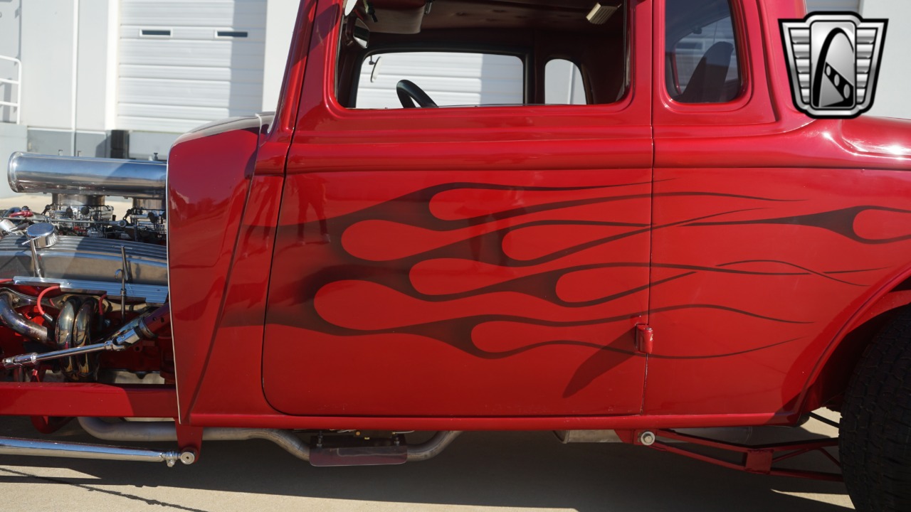 1933 Plymouth Coupe 7