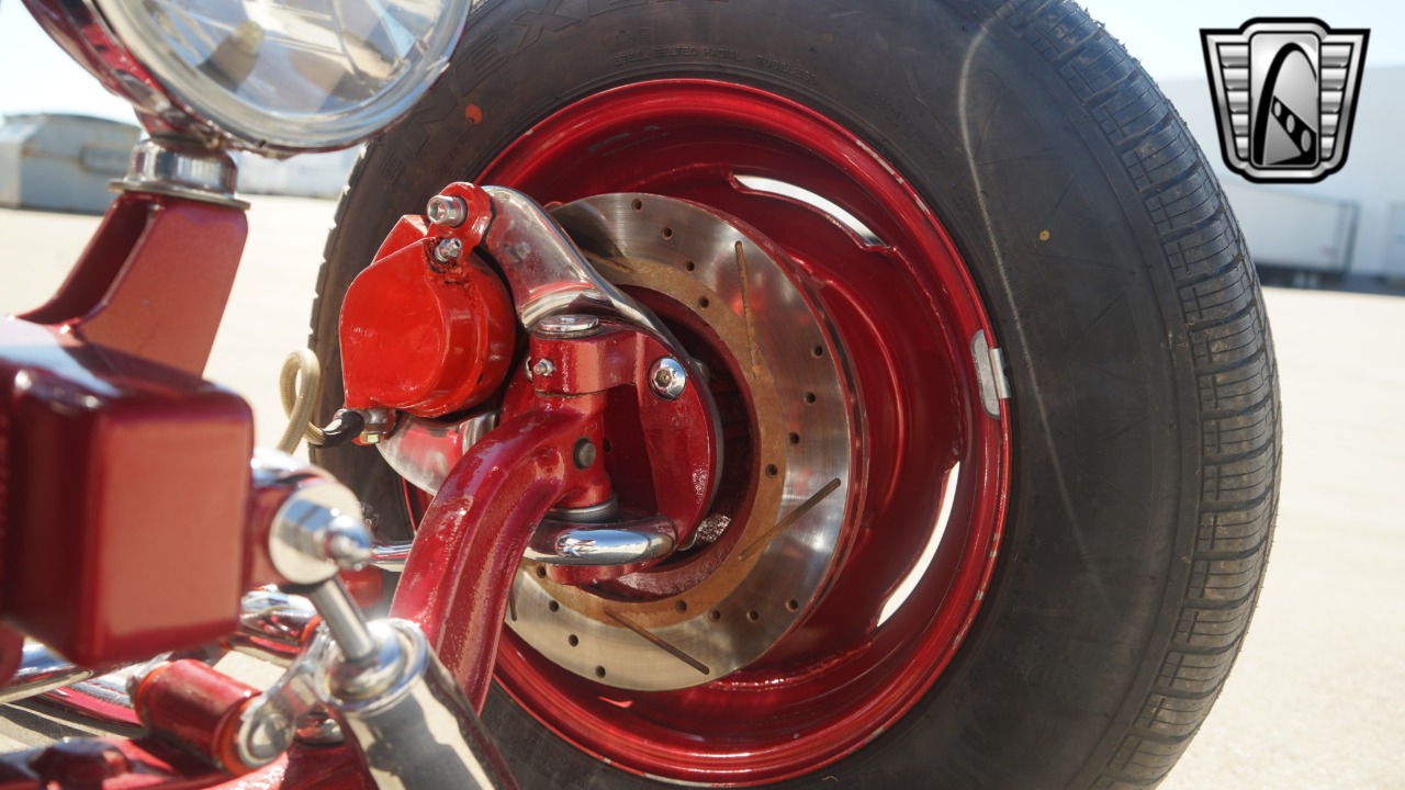 1933 Plymouth Coupe 75