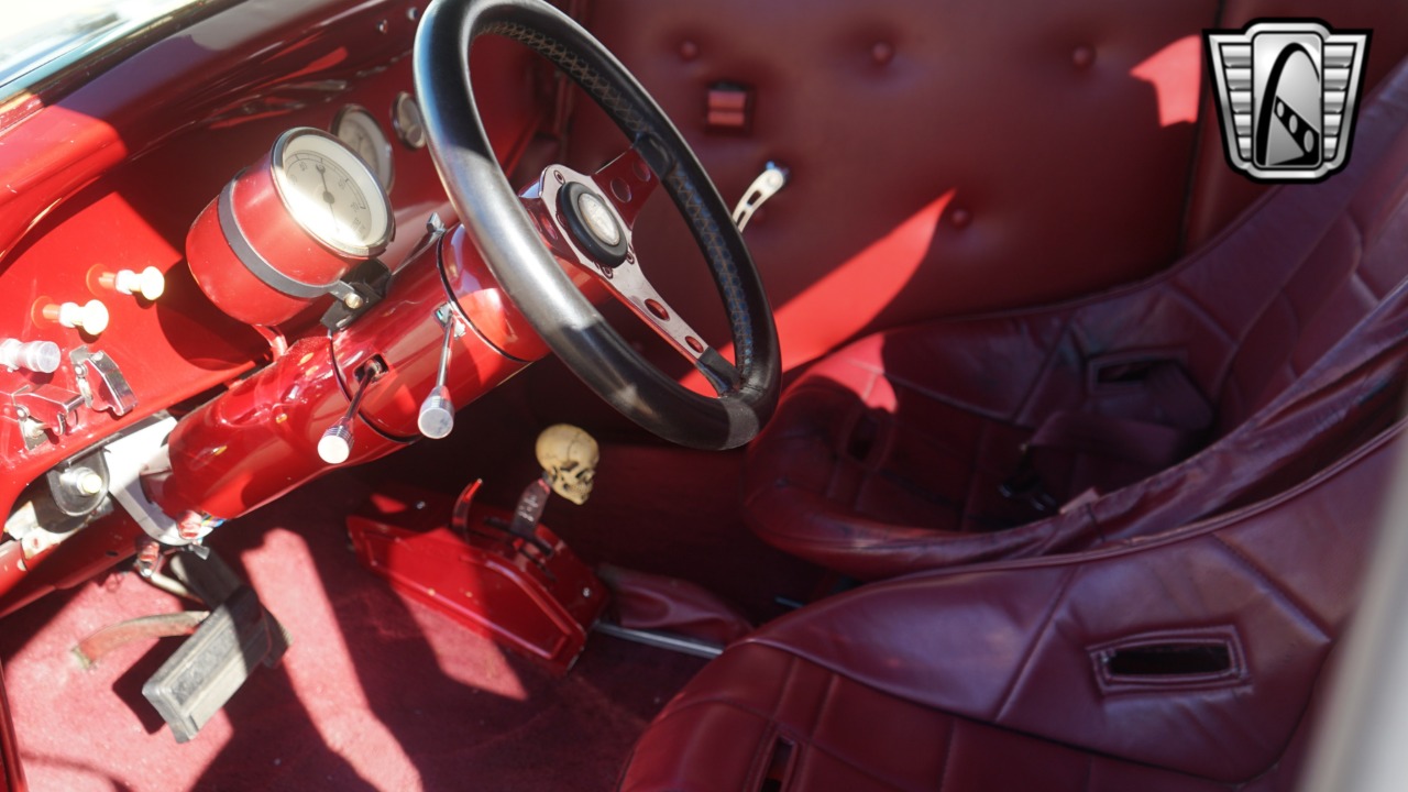 1933 Plymouth Coupe 77