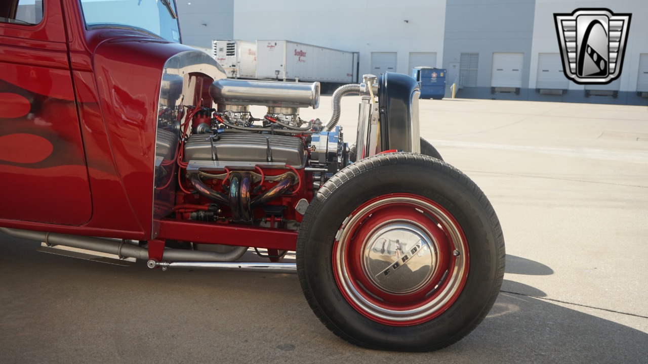 1933 Plymouth Coupe 57