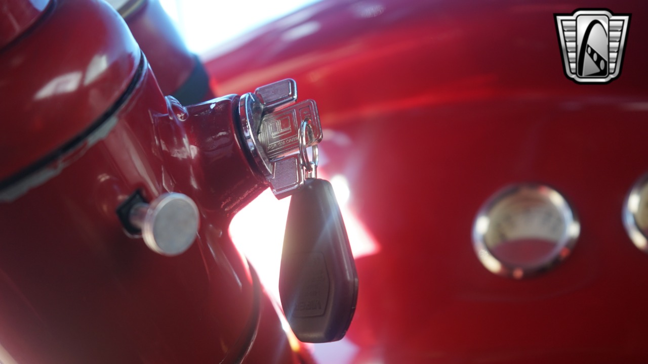 1933 Plymouth Coupe 80