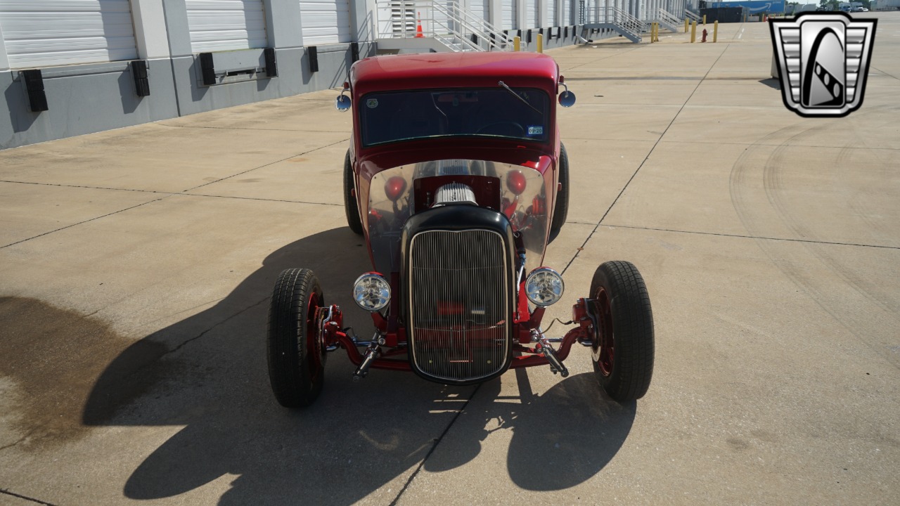 1933 Plymouth Coupe 42