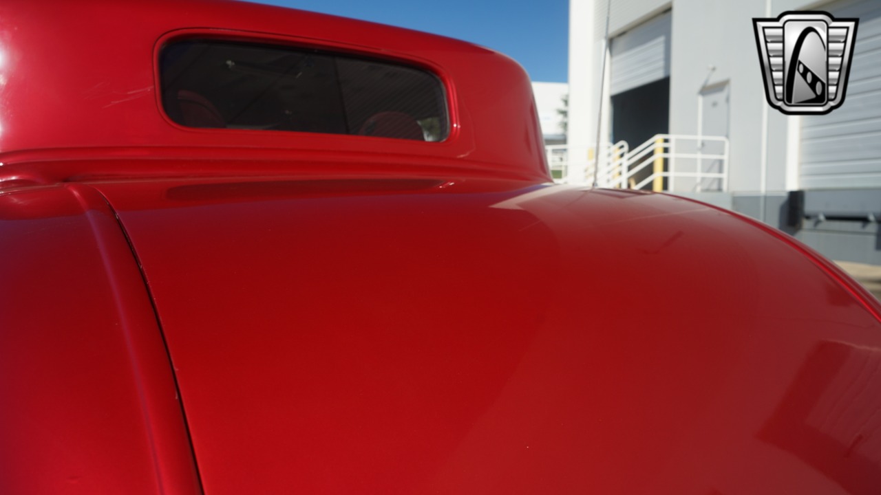 1933 Plymouth Coupe 62