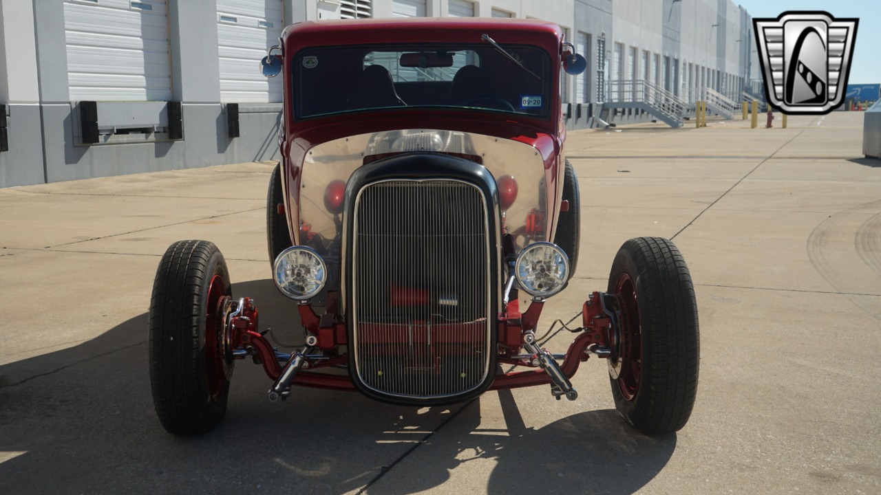 1933 Plymouth Coupe 43