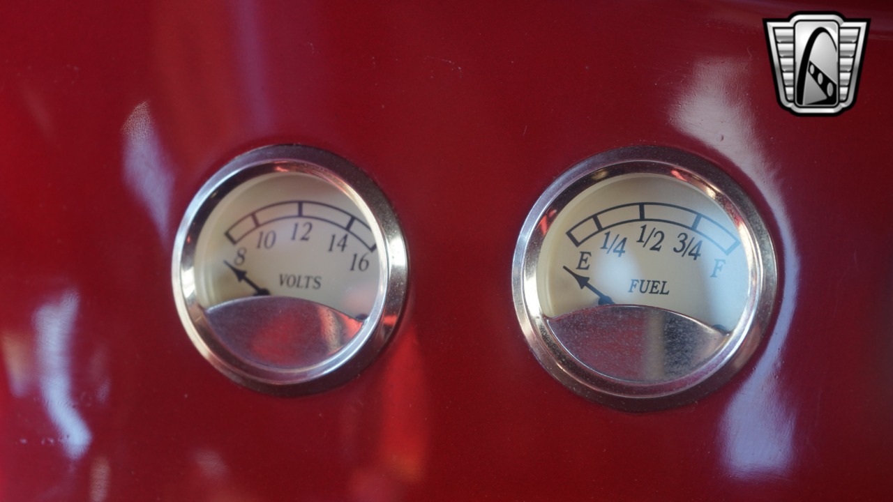 1933 Plymouth Coupe 82