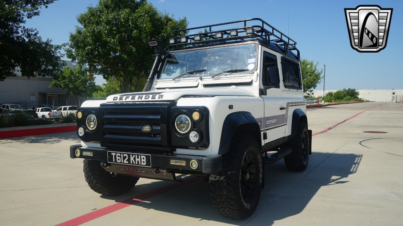 1999 Land Rover Defender 2