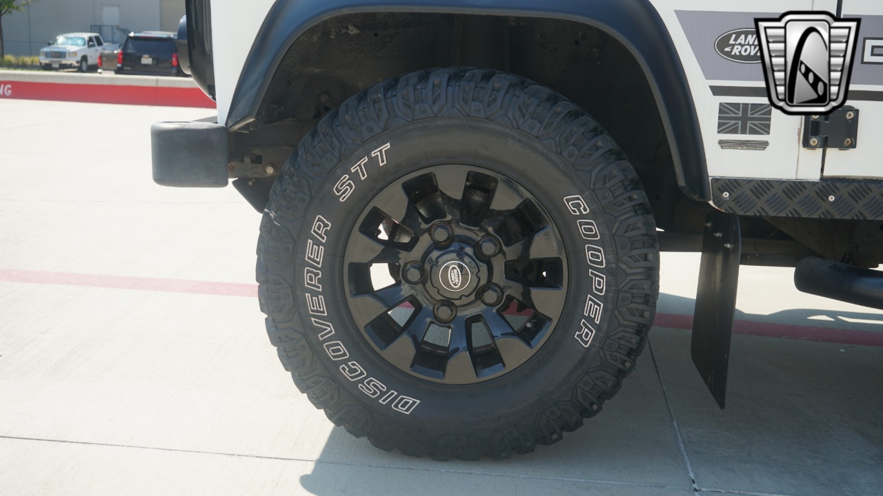 1999 Land Rover Defender 6