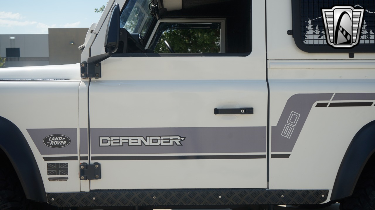 1999 Land Rover Defender 52