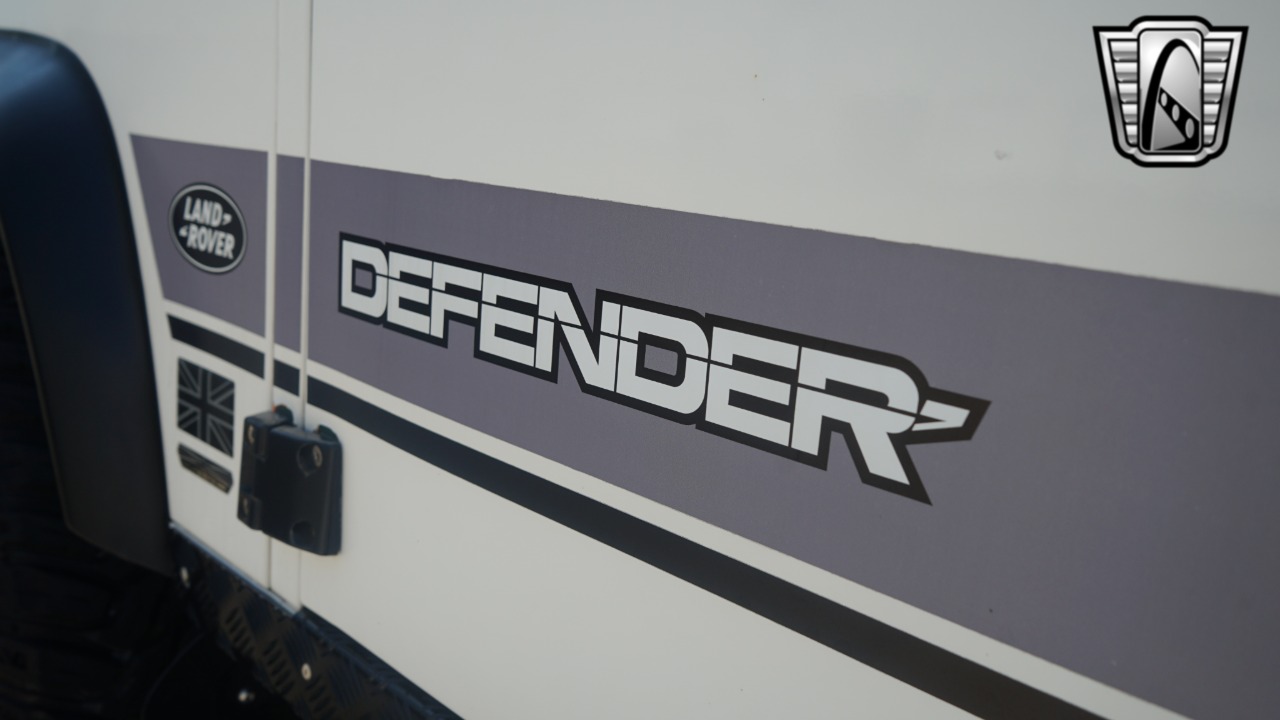 1999 Land Rover Defender 72