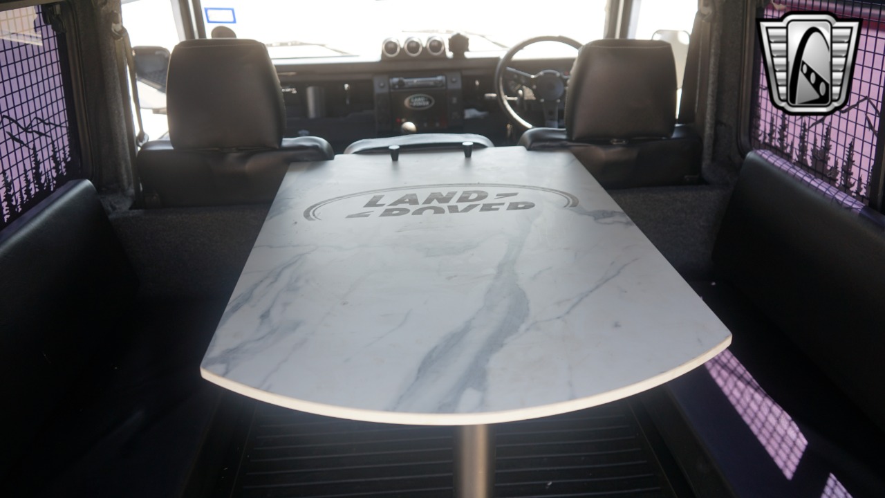 1999 Land Rover Defender 93