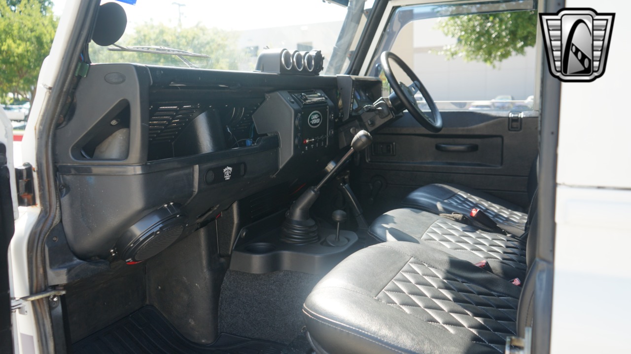 1999 Land Rover Defender 80
