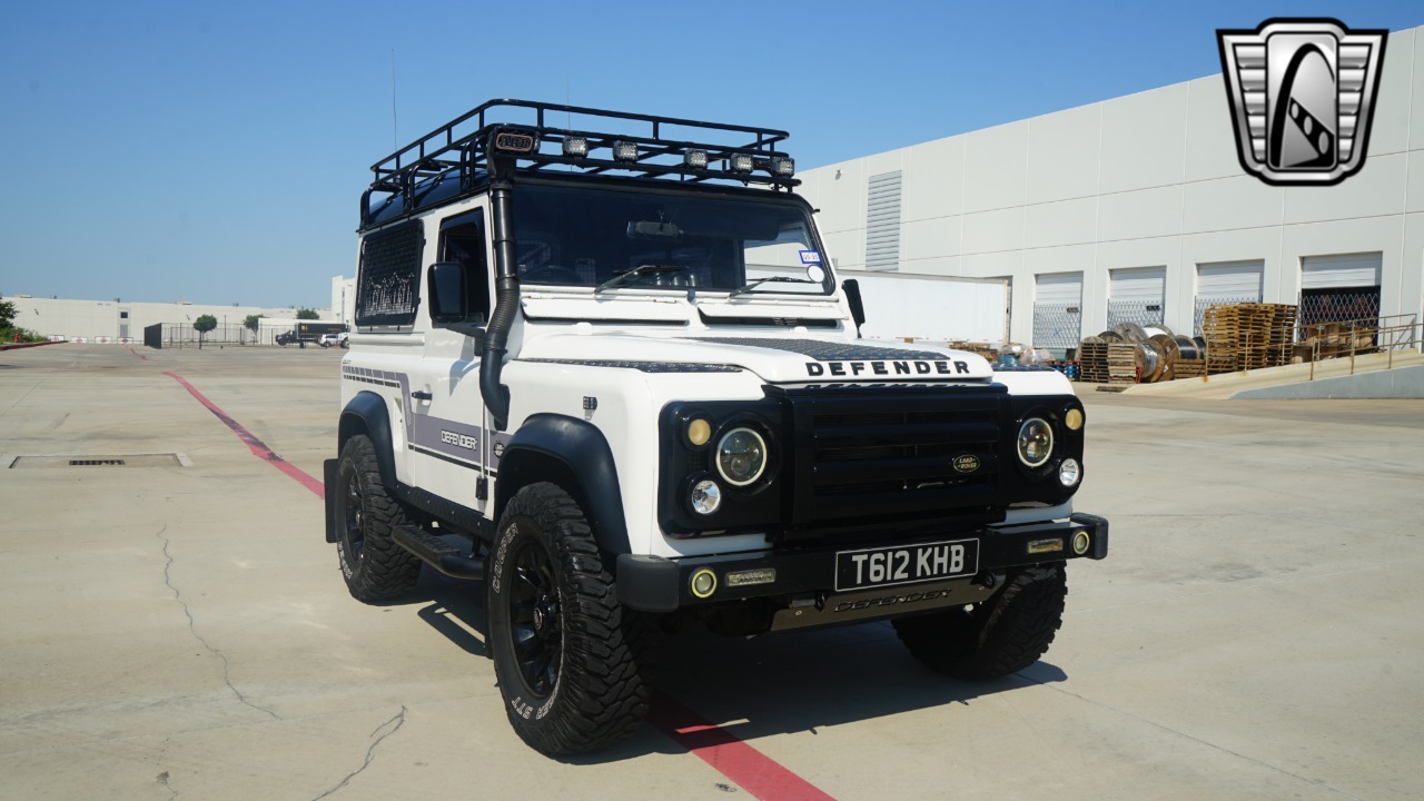 1999 Land Rover Defender 38