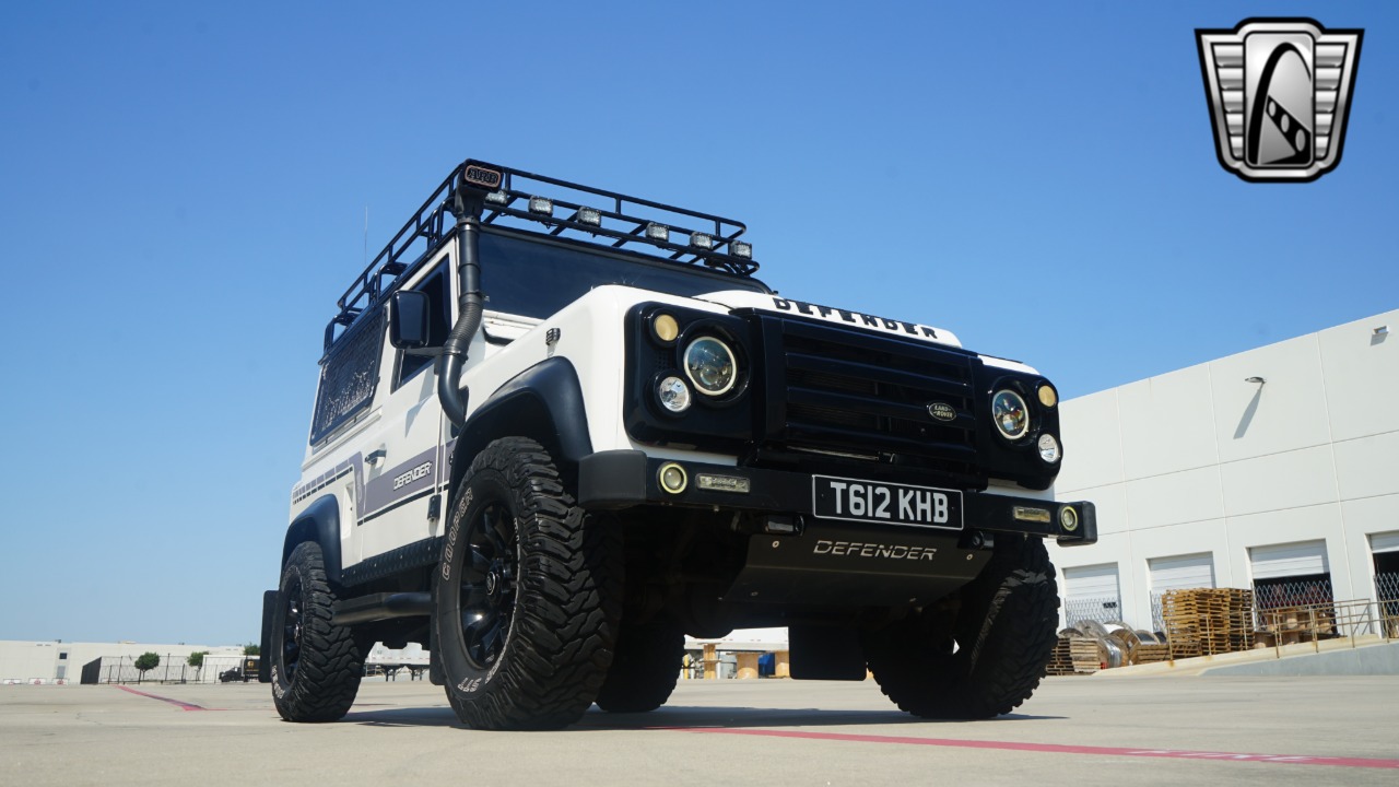 1999 Land Rover Defender 39