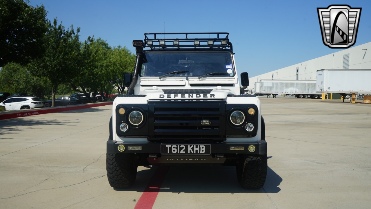 1999 Land Rover Defender 41
