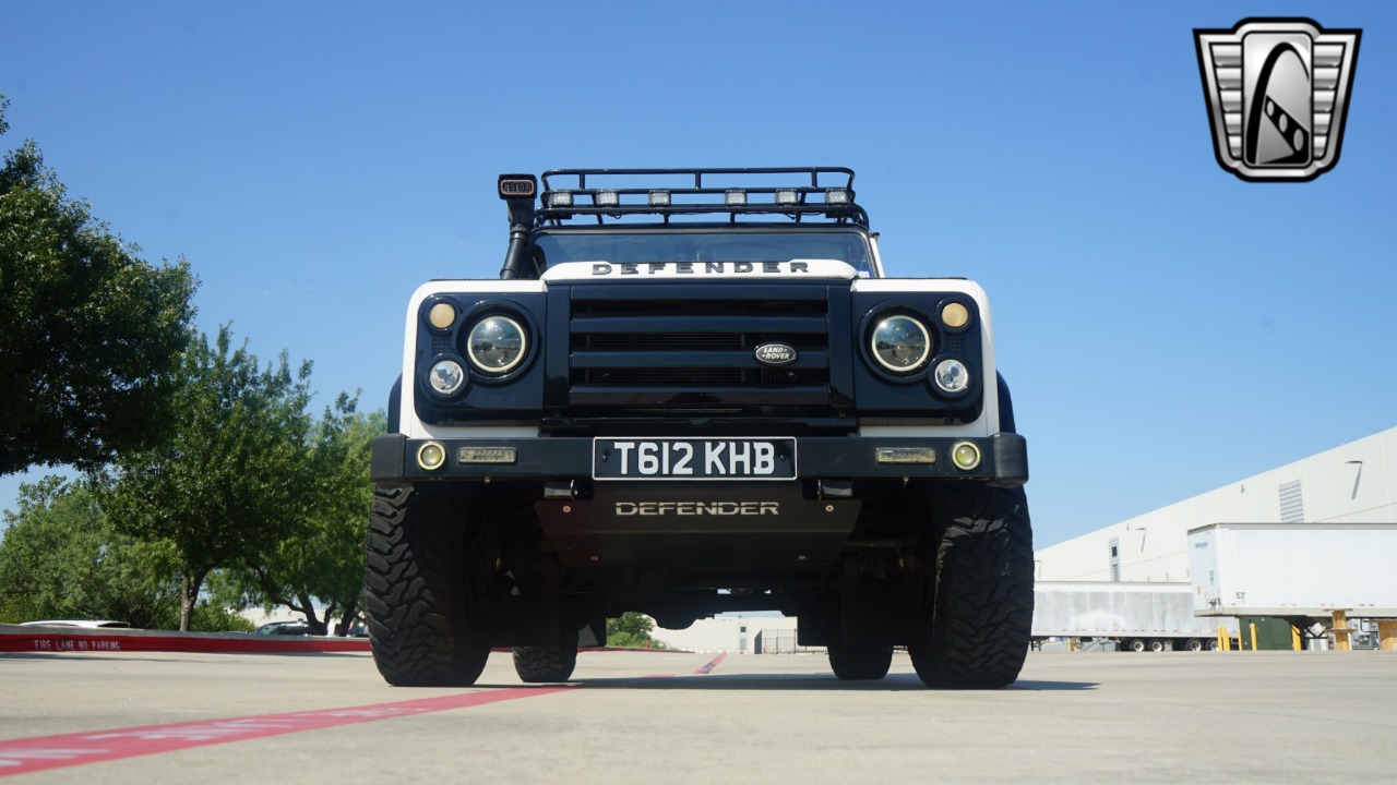 1999 Land Rover Defender 42