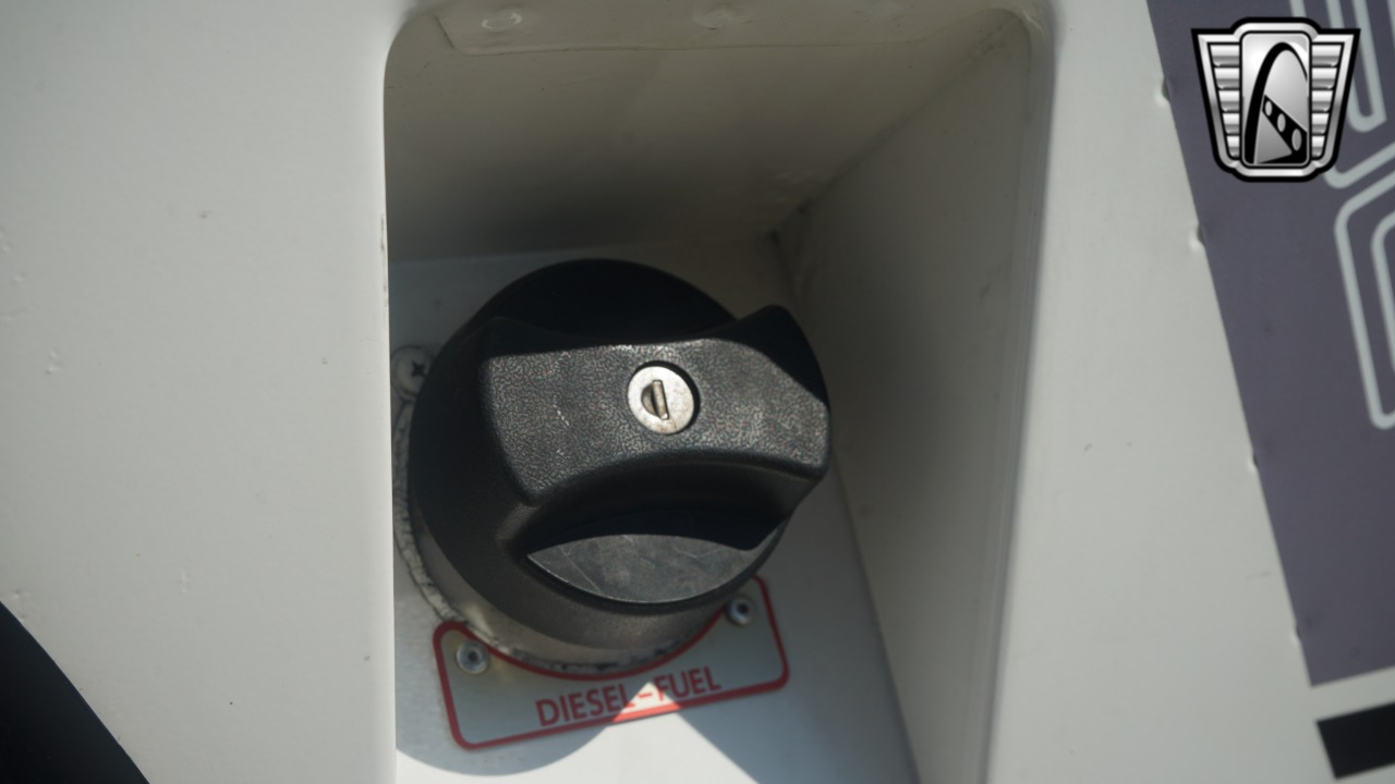 1999 Land Rover Defender 84