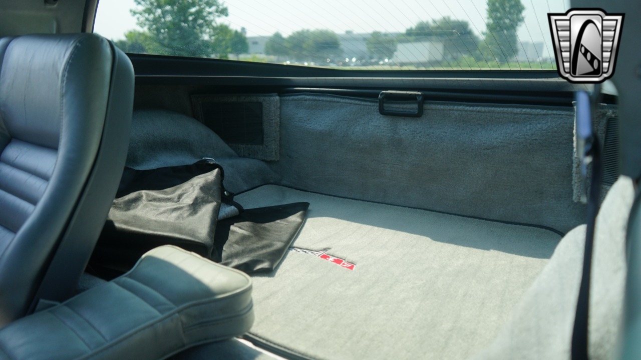 1981 Chevrolet Corvette 24