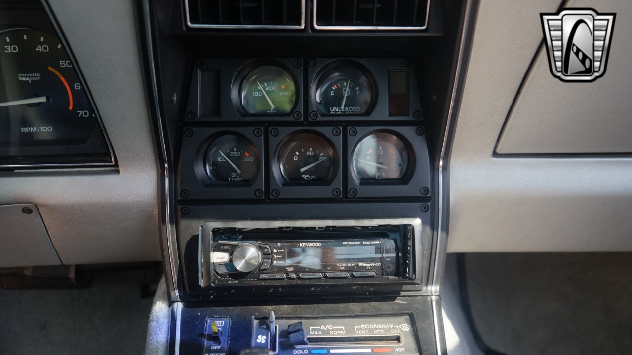 1981 Chevrolet Corvette 21