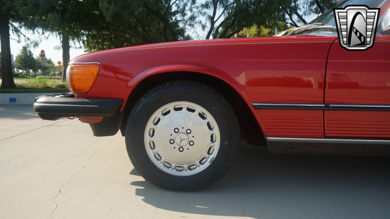 1980 Mercedes-Benz 450 SL 52