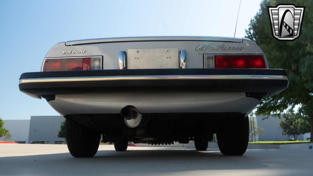 1976 Alfa Romeo Spider 4