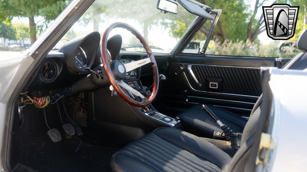 1976 Alfa Romeo Spider 81
