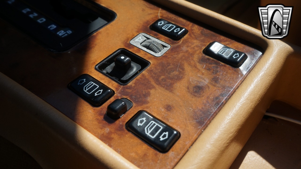 1986 Mercedes-Benz 560 SEC 88