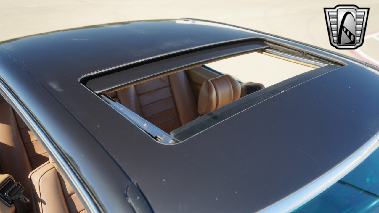 1986 Mercedes-Benz 560 SEC 70