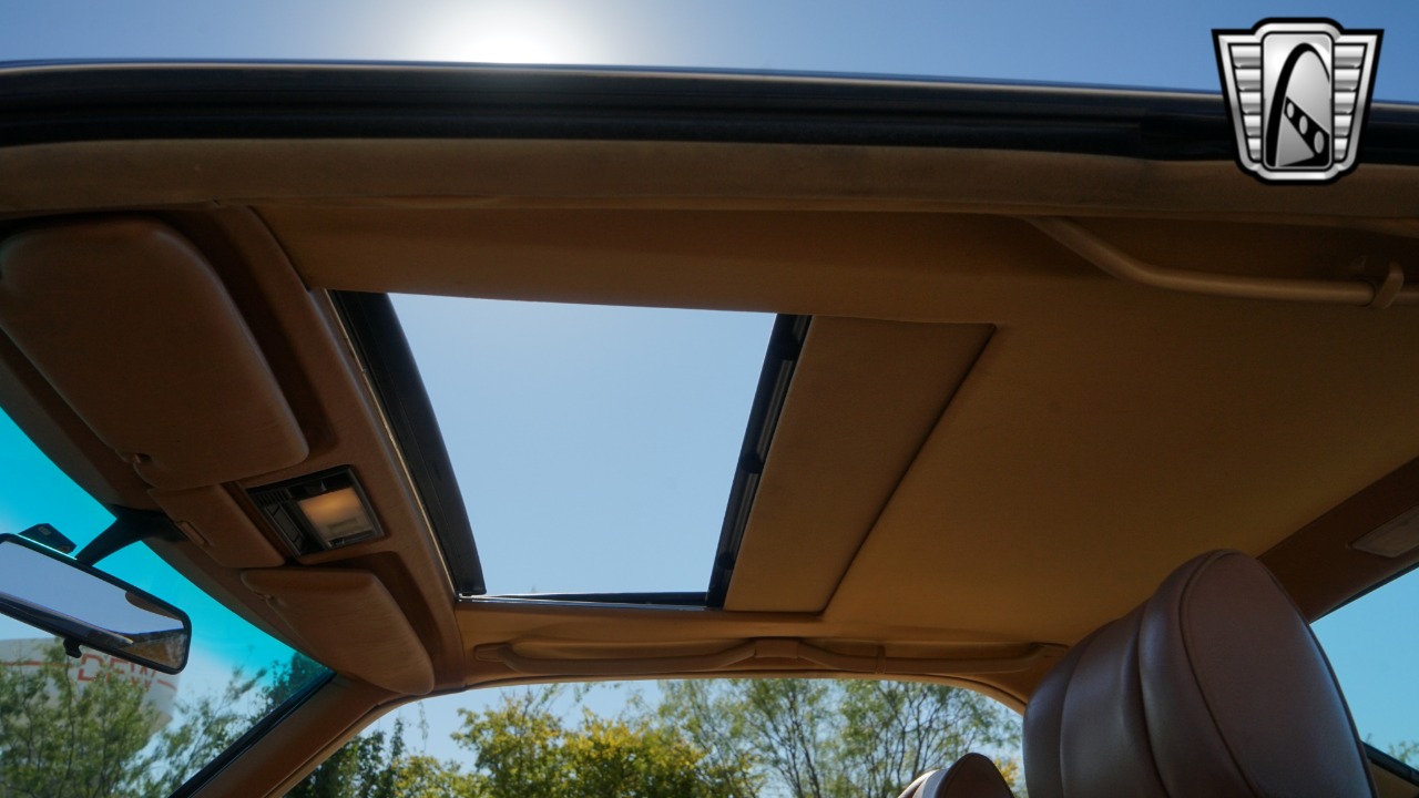 1986 Mercedes-Benz 560 SEC 89