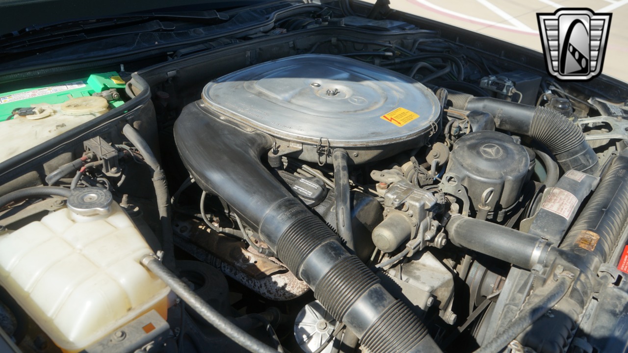 1986 Mercedes-Benz 560 SEC 26