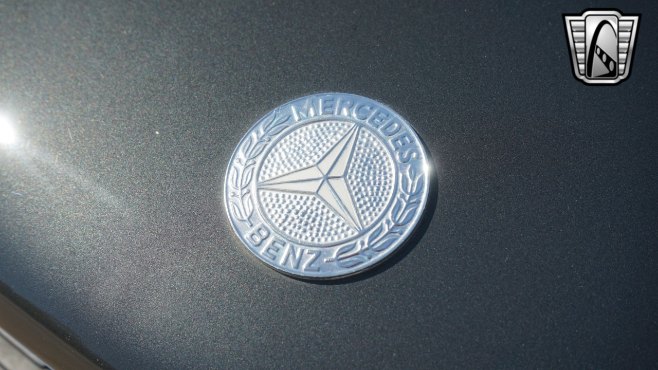 1986 Mercedes-Benz 560 SEC 75