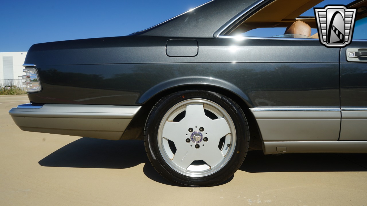 1986 Mercedes-Benz 560 SEC 56