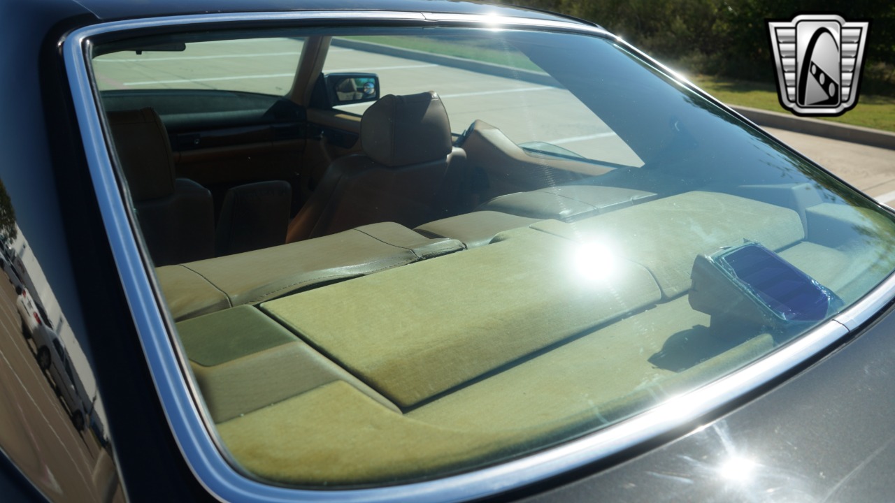 1986 Mercedes-Benz 560 SEC 63