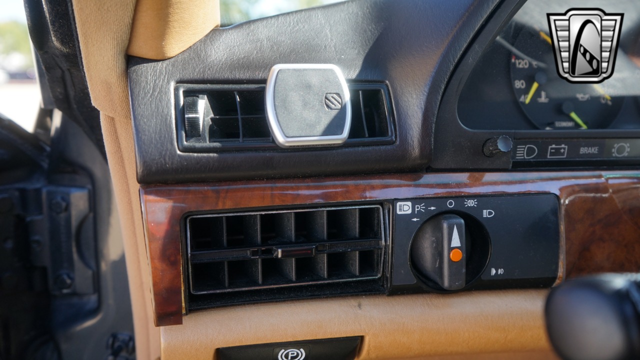 1986 Mercedes-Benz 560 SEC 86