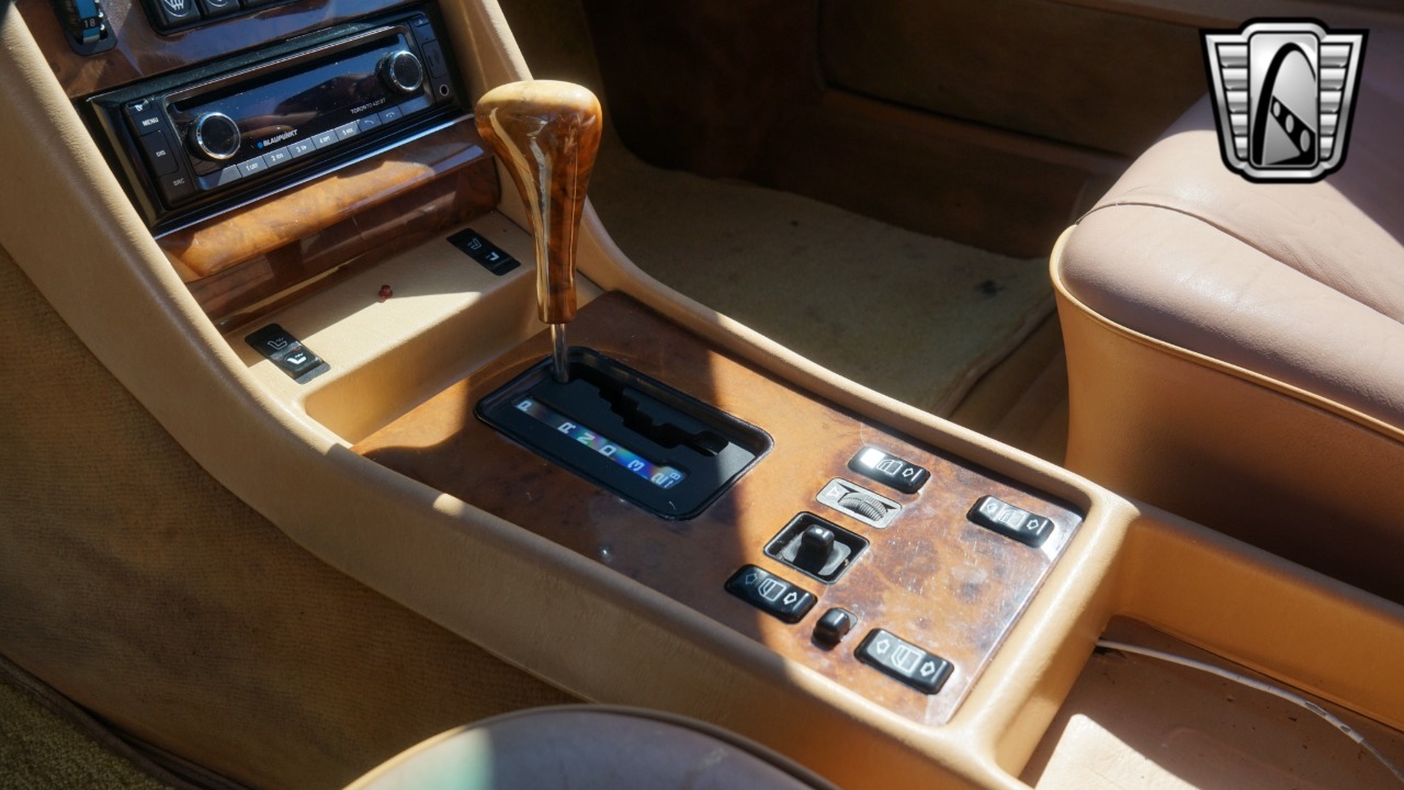 1986 Mercedes-Benz 560 SEC 19