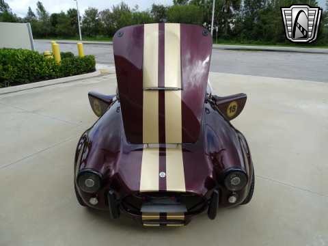 1993 AC Cobra Replica image 4