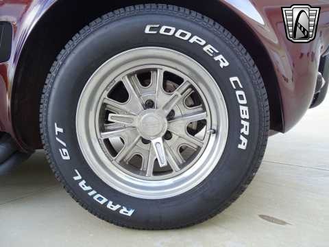 1993 AC Cobra Replica image 109