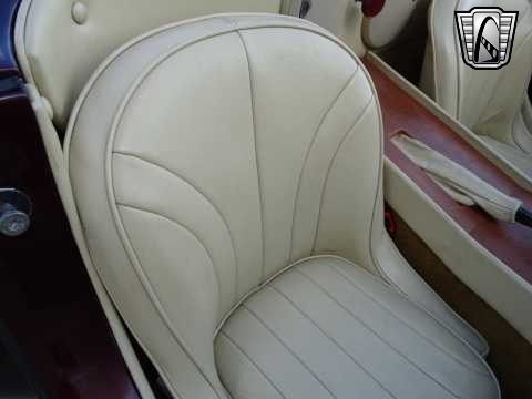 1993 AC Cobra Replica image 44