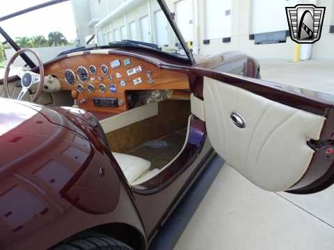 1993 AC Cobra Replica image 19