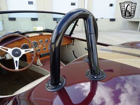 1993 AC Cobra Replica image 45