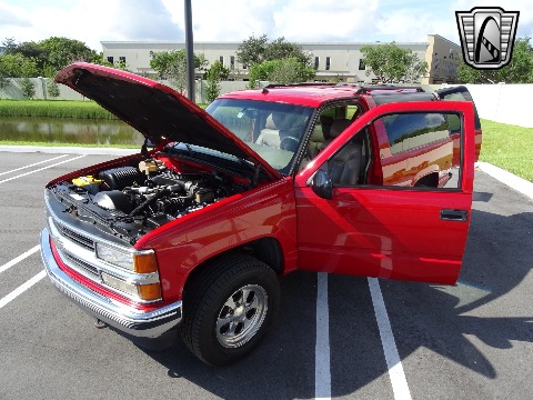 1997 Chevrolet Tahoe image 30