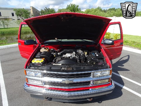 1997 Chevrolet Tahoe image 31