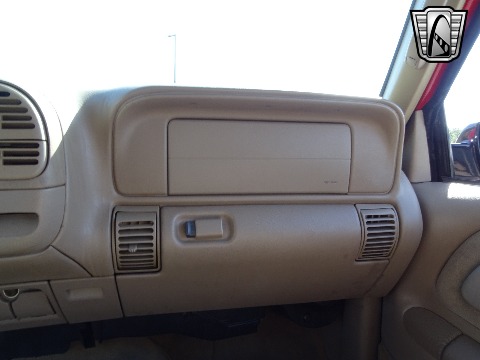 1997 Chevrolet Tahoe image 57