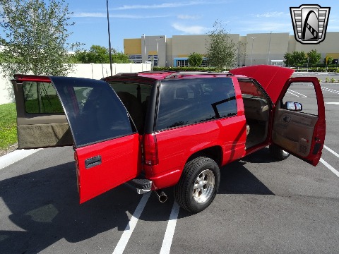 1997 Chevrolet Tahoe image 34