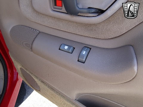 1997 Chevrolet Tahoe image 63