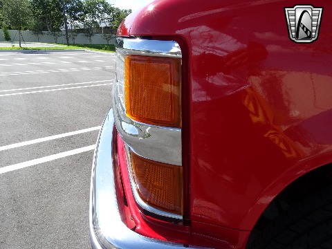 1997 Chevrolet Tahoe image 115