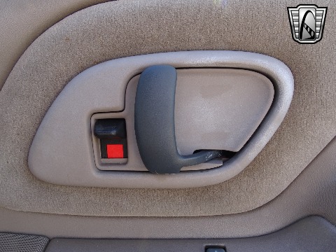 1997 Chevrolet Tahoe image 64